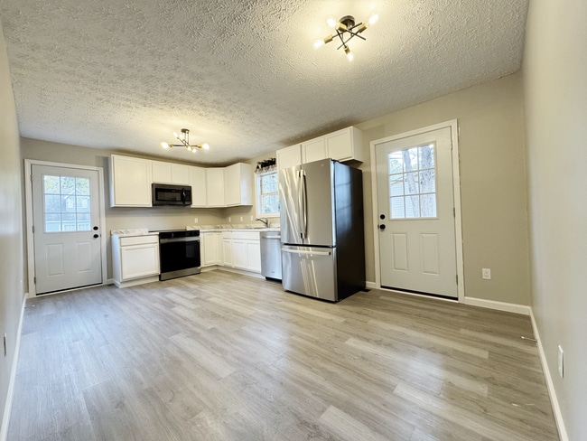 220 Virginia Ave in Greenville, SC - Building Photo - Building Photo