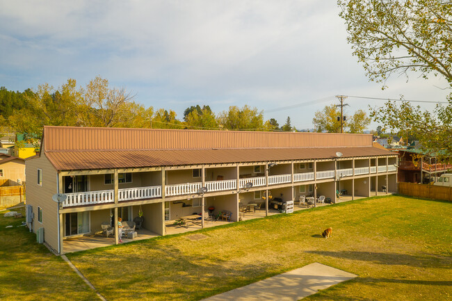 Creekside Apartments