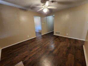 1000 Mulkey Ln in Denton, TX - Building Photo - Building Photo