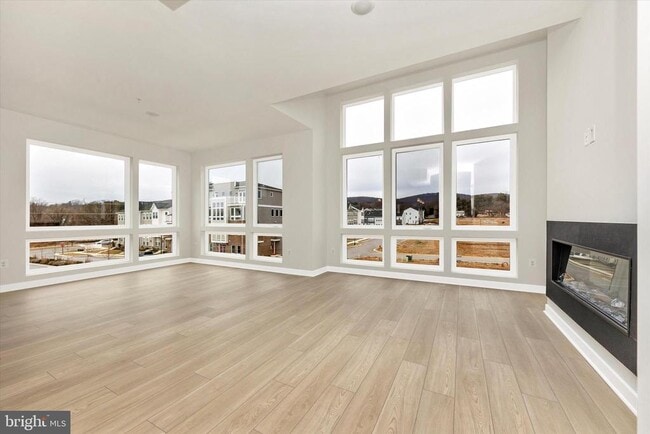 714 Iron Frg Rd in Frederick, MD - Building Photo - Building Photo