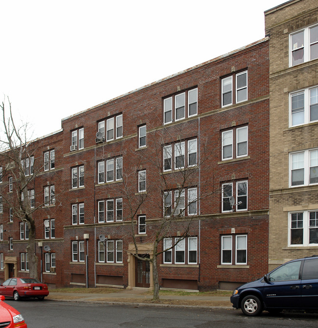 192 Oak St in Holyoke, MA - Foto de edificio - Building Photo