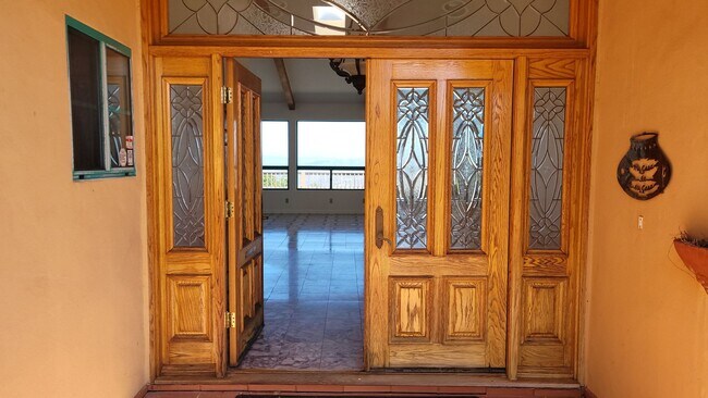 16255 Highland Valley Rd in Ramona, CA - Building Photo - Building Photo