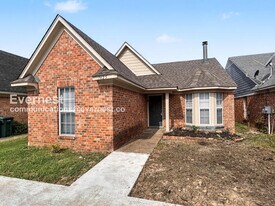 7625 Iris Dr in Southaven, MS - Building Photo