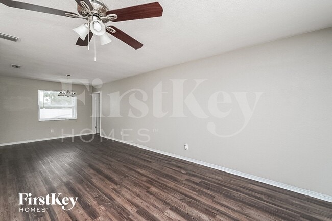 13109 114th St N in Largo, FL - Foto de edificio - Building Photo