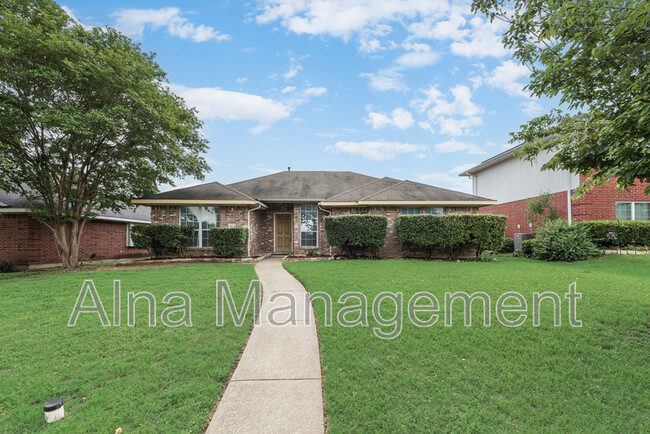 property at 1443 Chapman Dr