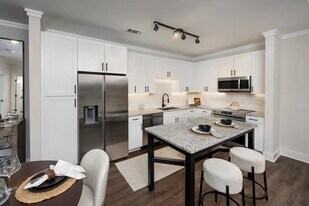 Timberline View in Buford, GA - Building Photo