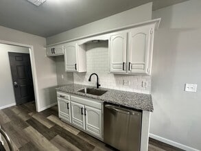 941 Cooper Ln in Yukon, OK - Building Photo - Building Photo