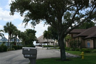 15472 Admiralty Cir in North Fort Myers, FL - Building Photo - Building Photo