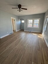 727 Dundee Ave in Waterloo, IA - Building Photo - Building Photo