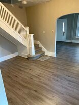 140 Belmont St, Unit 3