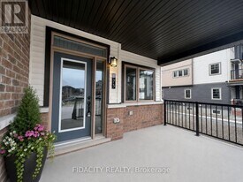 175 Anthracite Private in Ottawa, ON - Building Photo