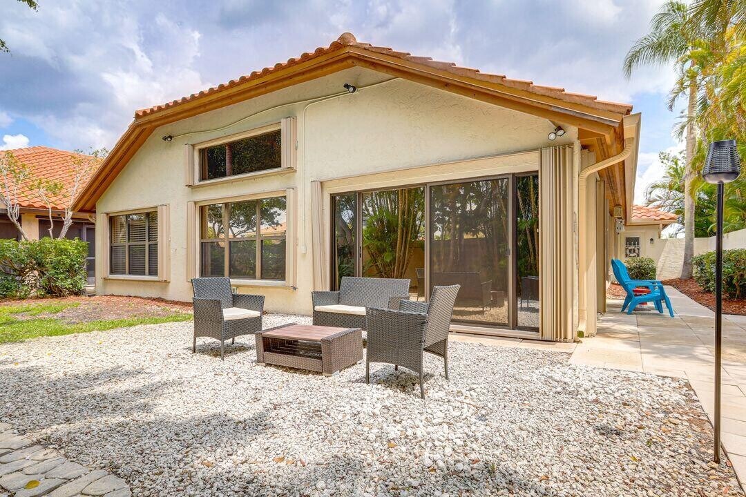 2856 SW Mariposa Cir in Palm City, FL - Building Photo