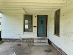 633 Jackson St in Perry, OK - Building Photo - Building Photo