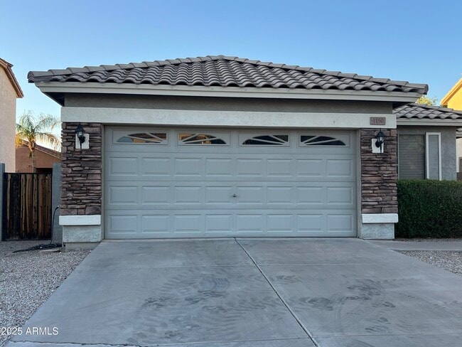 1150 E San Tan Dr in Gilbert, AZ - Building Photo - Building Photo