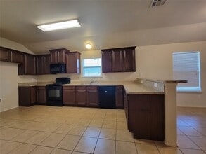 2515 Wynngate Dr, Unit G108 in Seagoville, TX - Building Photo - Building Photo