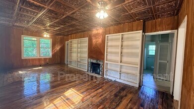 1664 Poplar Rd in Newnan, GA - Building Photo - Building Photo