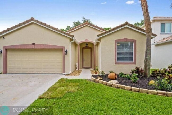 property at 122 Seminole Lakes Dr