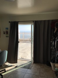 6653 Del Playa Dr in Goleta, CA - Foto de edificio - Interior Photo