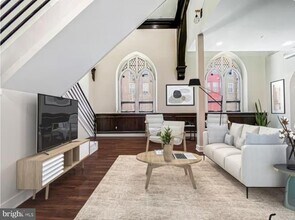 5250 Wayne Ave in Philadelphia, PA - Building Photo - Building Photo