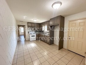 4205 W Park Row Blvd in Corsicana, TX - Building Photo - Building Photo