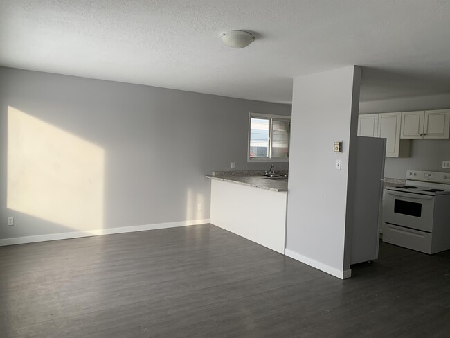 9619-9619 102 St in Fort St John, BC - Building Photo - Building Photo