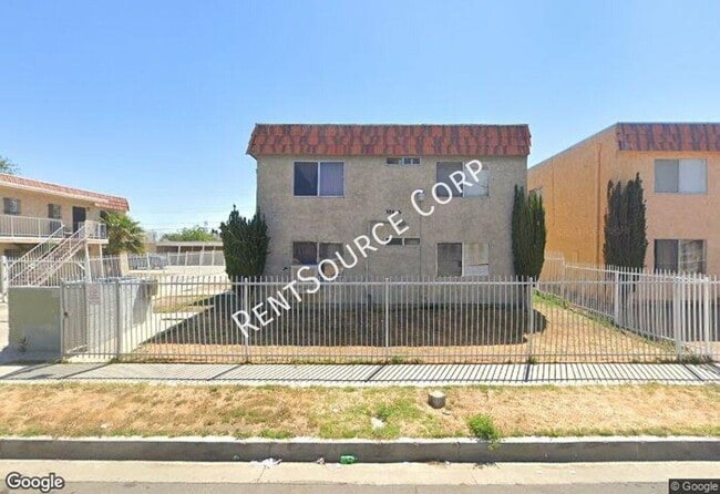 property at 38616 Larkin Ave
