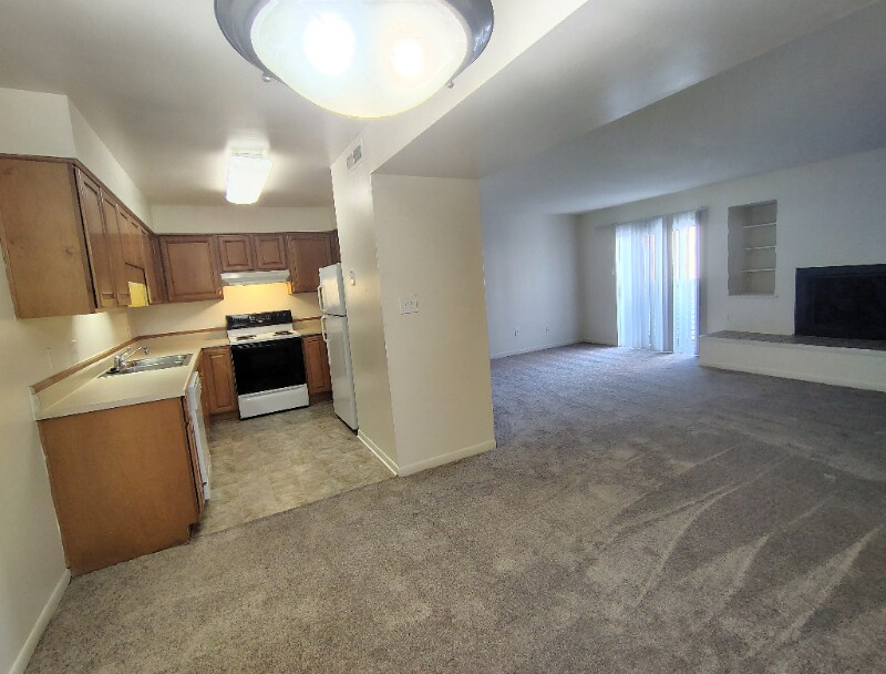 600 Reusens Rd in Lynchburg, VA - Foto de edificio