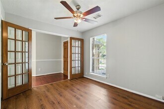 5307 Oak Falls Dr in Houston, TX - Building Photo - Building Photo