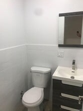 16 Park St in Brooklyn, NY - Building Photo - Building Photo