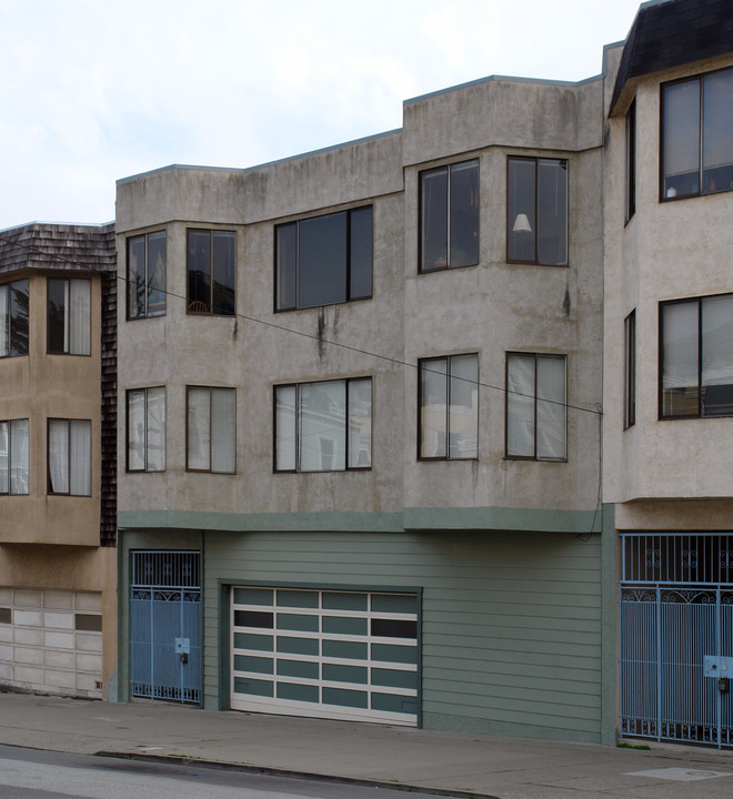 813 Diamond St in San Francisco, CA - Building Photo