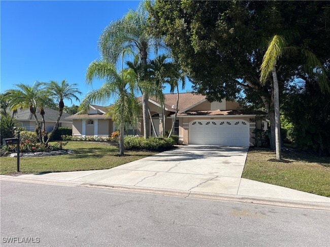 385 Ashbury Way in Naples, FL - Building Photo - Building Photo