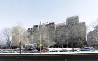 2728 Henry Hudson Pky E in Bronx, NY - Foto de edificio - Building Photo