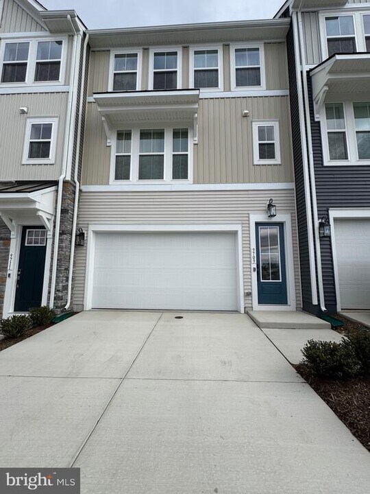 9709 Buckhorn Trail in Fredericksburg, VA - Foto de edificio
