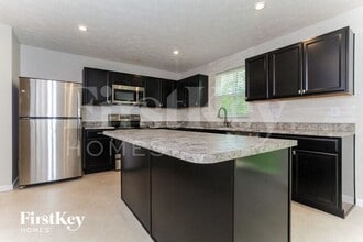 1500 Winwood Dr in Loveland, OH - Foto de edificio - Building Photo