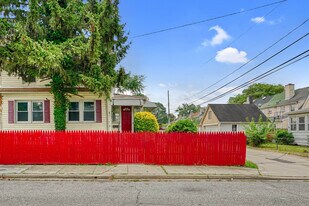 5 Sunship Rd, Unit 5 Sunship Rd Predecessor in Dundalk, MD - Building Photo