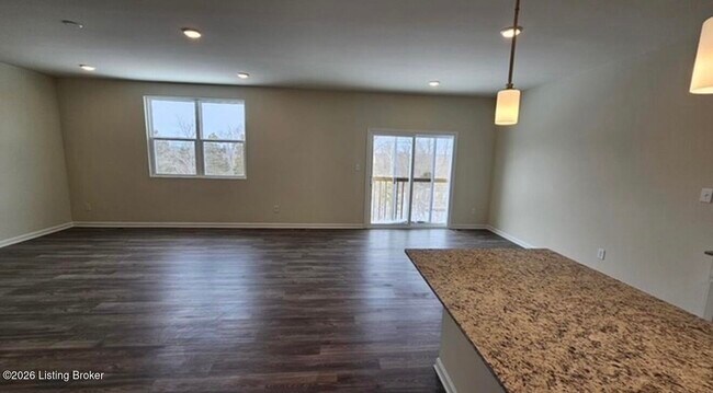 3021 Aiken Back Ln in La Grange, KY - Building Photo - Building Photo