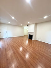 843 Hayworth Ave in Los Angeles, CA - Foto de edificio - Building Photo
