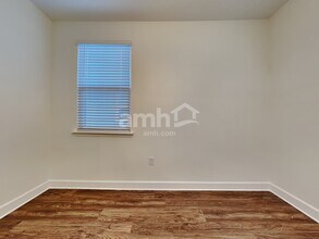 1247 Tan Tara Trl in Jacksonville, FL - Foto de edificio - Building Photo