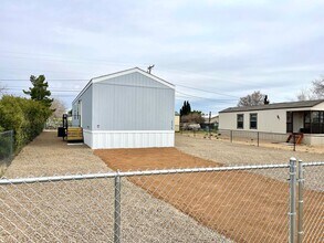 3175 E Snavely Ave in Kingman, AZ - Building Photo - Building Photo