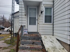 229 Meigs St in Rochester, NY - Building Photo - Building Photo