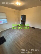 960 S Evans Ave in Evansville, IN - Building Photo - Building Photo