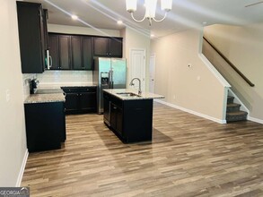 4957 Elm Brook Dr in Atlanta, GA - Building Photo - Building Photo