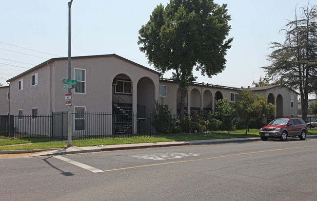 Casa Grande Village Apartments