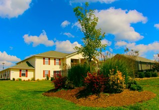 Pheasant Run Apartments by Bryan Properties in Nixa, MO - Building Photo - Building Photo