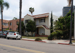 3945-3951 Centre St Apartments