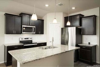 2402 Corradino St in Harker Heights, TX - Foto de edificio - Building Photo