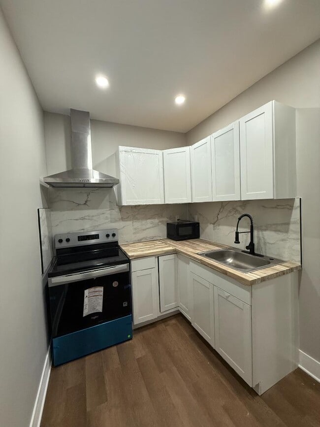 property at 442 Hudson Ave