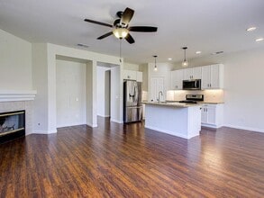 924 Glendora Dr in Oceanside, CA - Building Photo - Building Photo