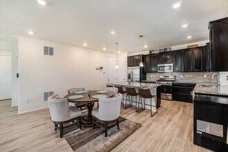9707 Bennett Peak St in Littleton, CO - Building Photo - Building Photo