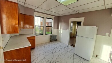909 Linden St in Scranton, PA - Building Photo - Building Photo
